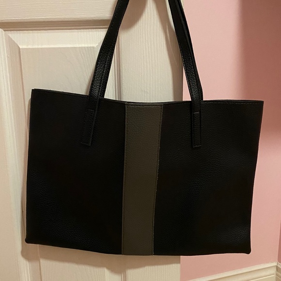 Vince Camuto vegan leather tote bag - Picture 2 of 7